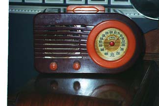FADA Model 1000 Table Radio