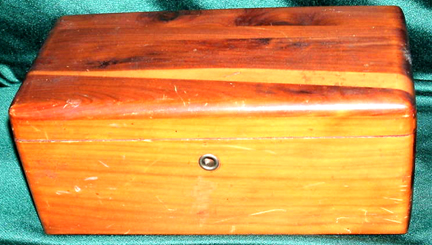  Lane Promotional Miniature Cedar Chest 