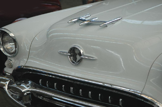 Front End of the 1955 Olds Super 88