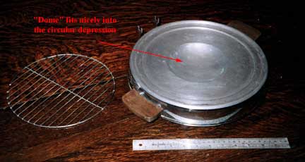 Manning-Bowman Smokeless Table Broiler - Depression in Base